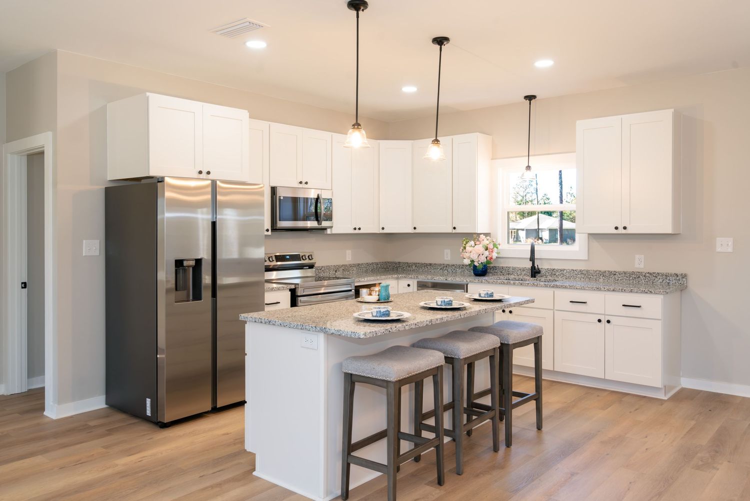 Beautiful kitchen with island in Newton, Alabama.