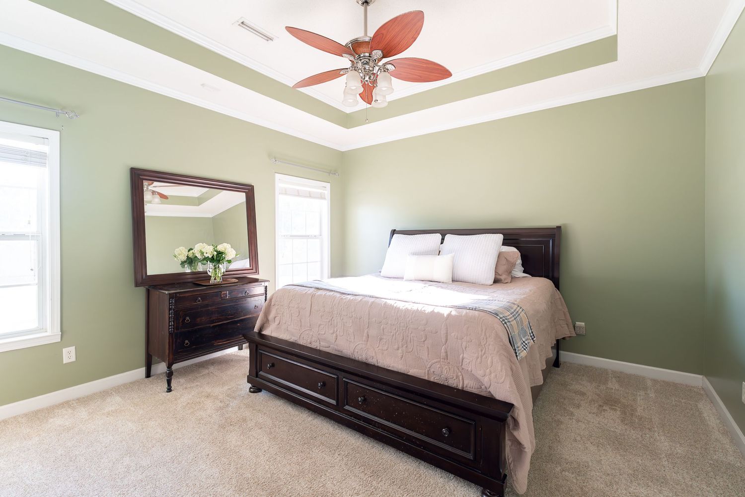 Dothan area home on Frankfort.