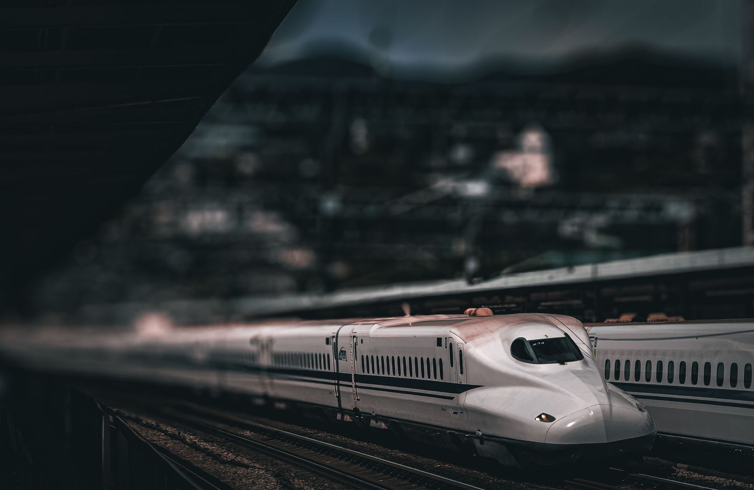 Train, shinkansen, tokyo, osaka