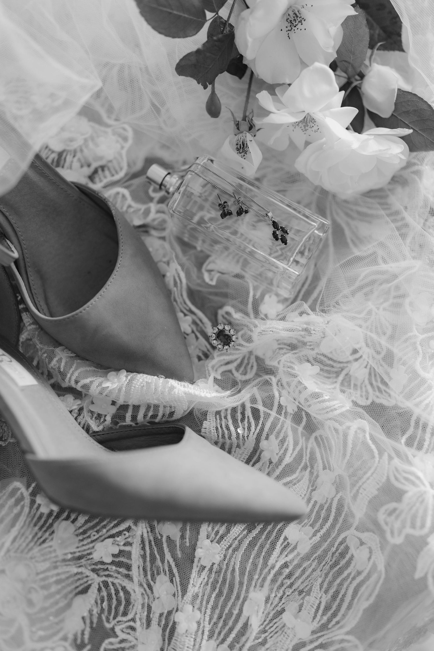 Australian wedding photographer creating refined, story-driven wedding imagery with a natural and timeless aesthetic.