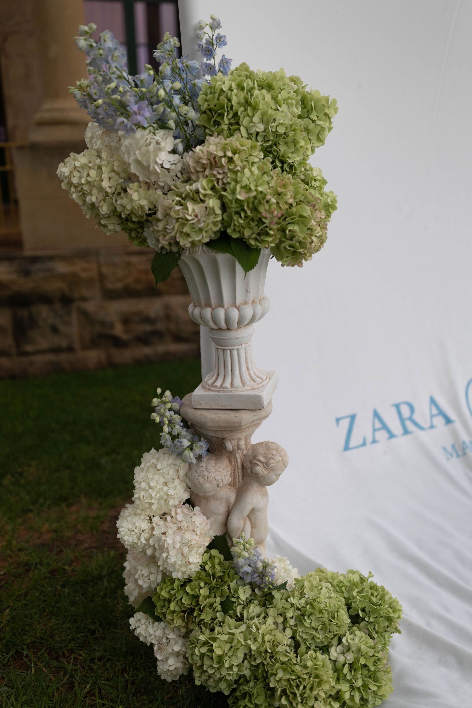editorial wedding photography for couples marrying at Australia’s most sought-after wedding venues.