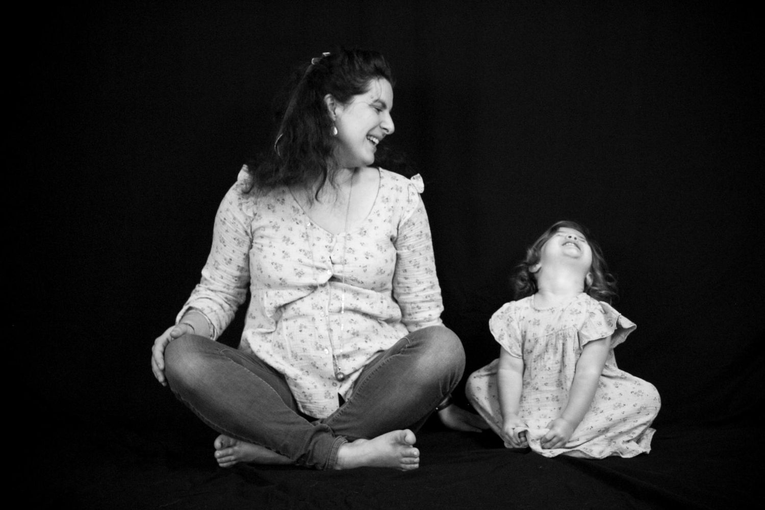séance photo grossesse
photo femme enceinte photographe Montfort  sur meu ille et vilaine
portraits femme enceinte
shooting maternité