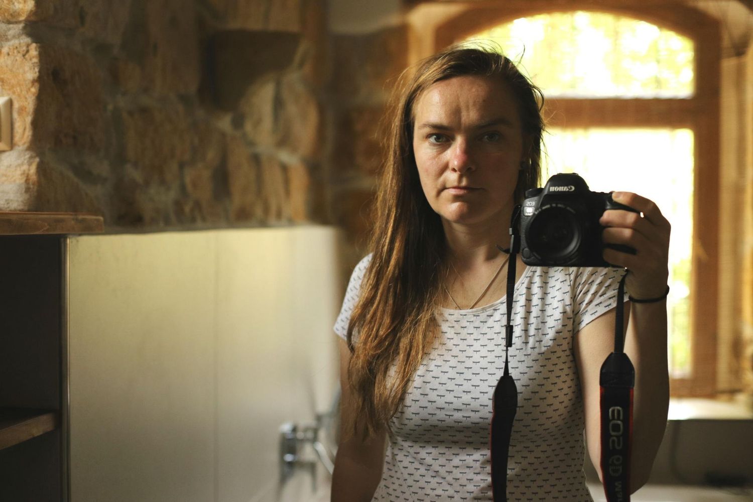 Portraitfotograf-langenfeld-tiefgruendig-kreativ-kuenstlerin-Christine