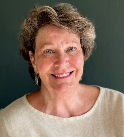 Shelley Thompson | Author of Winter Sky: Stories for the Season, ROAR | Director of Dawn, Her Dad, and the Tractor | Actor | Wolfville, NS