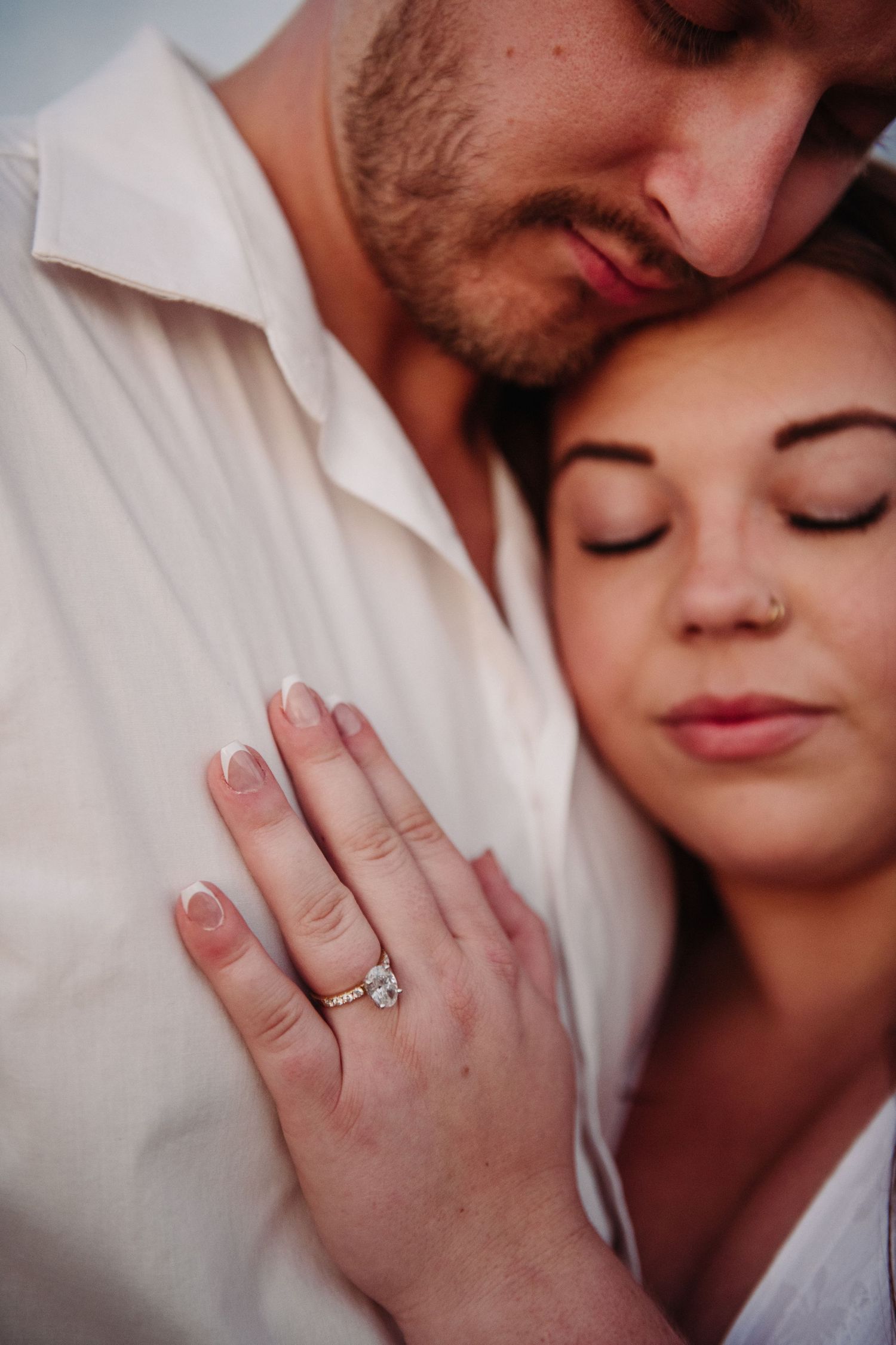 minnesota engagement pictures on lake