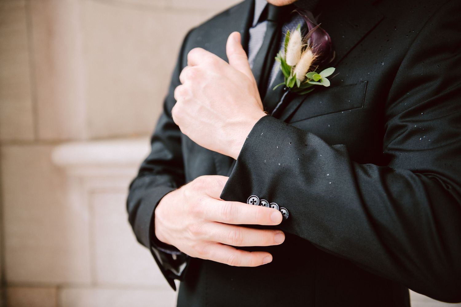 groom portraits