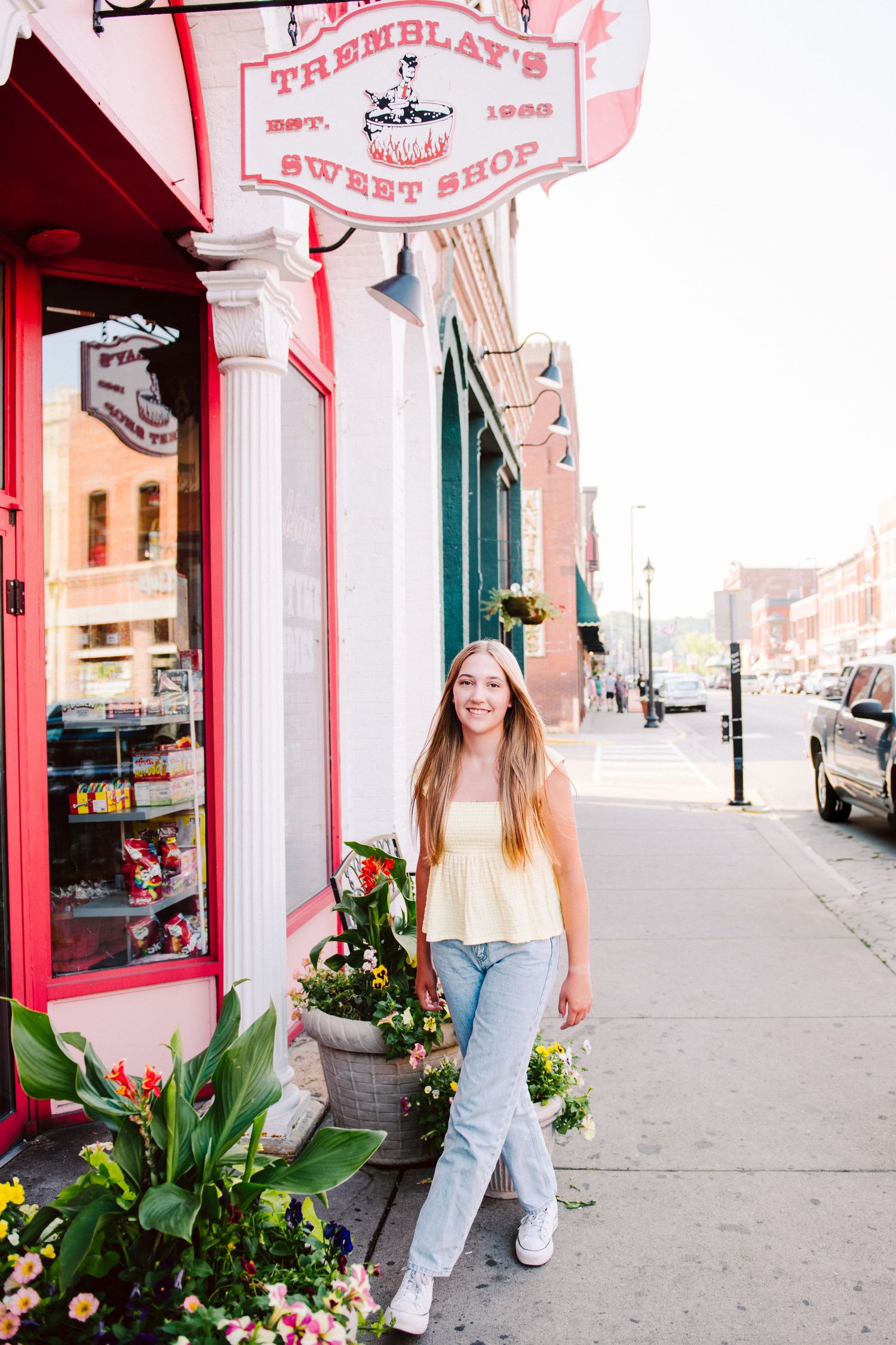 high school senior girl pictures walking down street