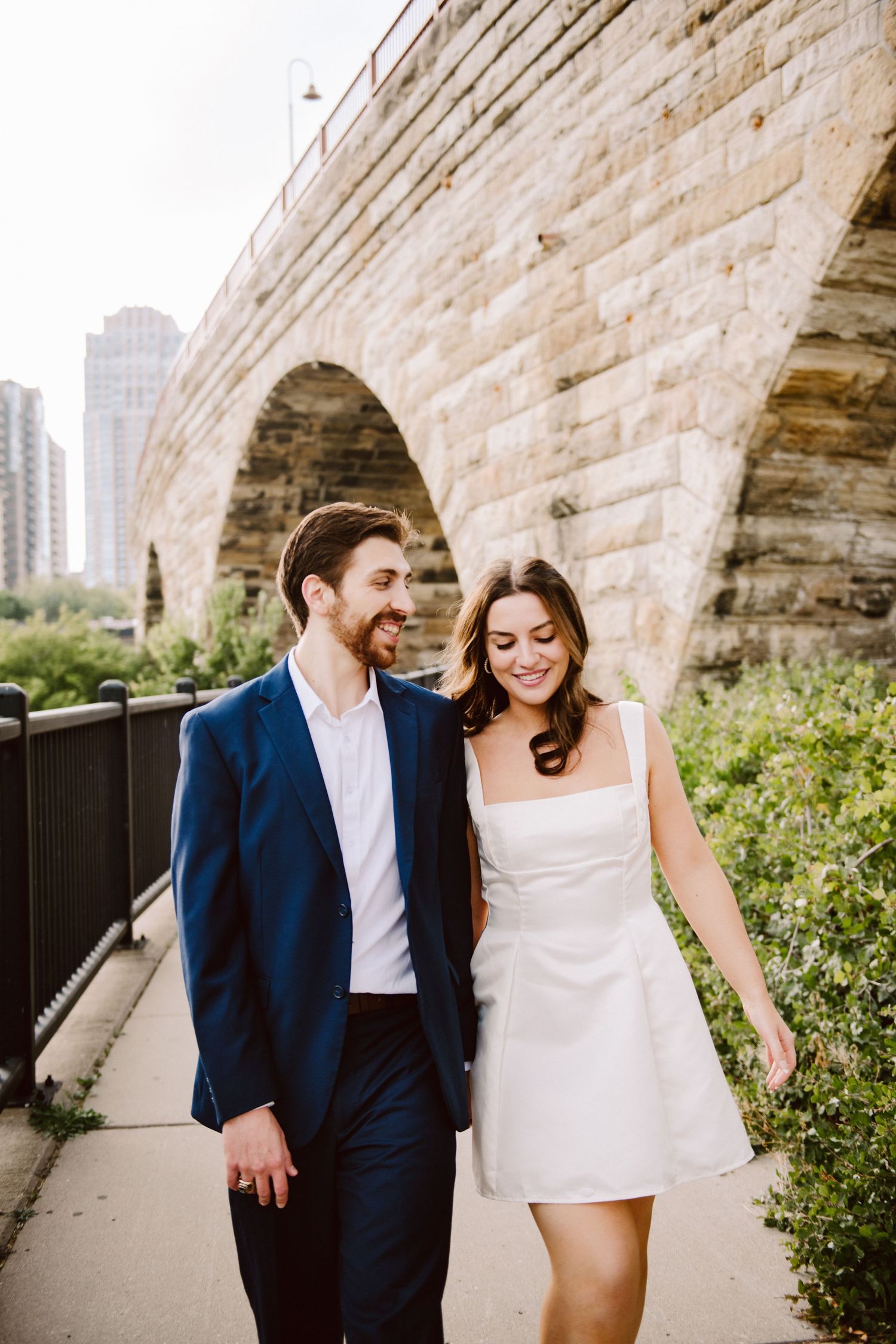 stone arch bridge engagement photos