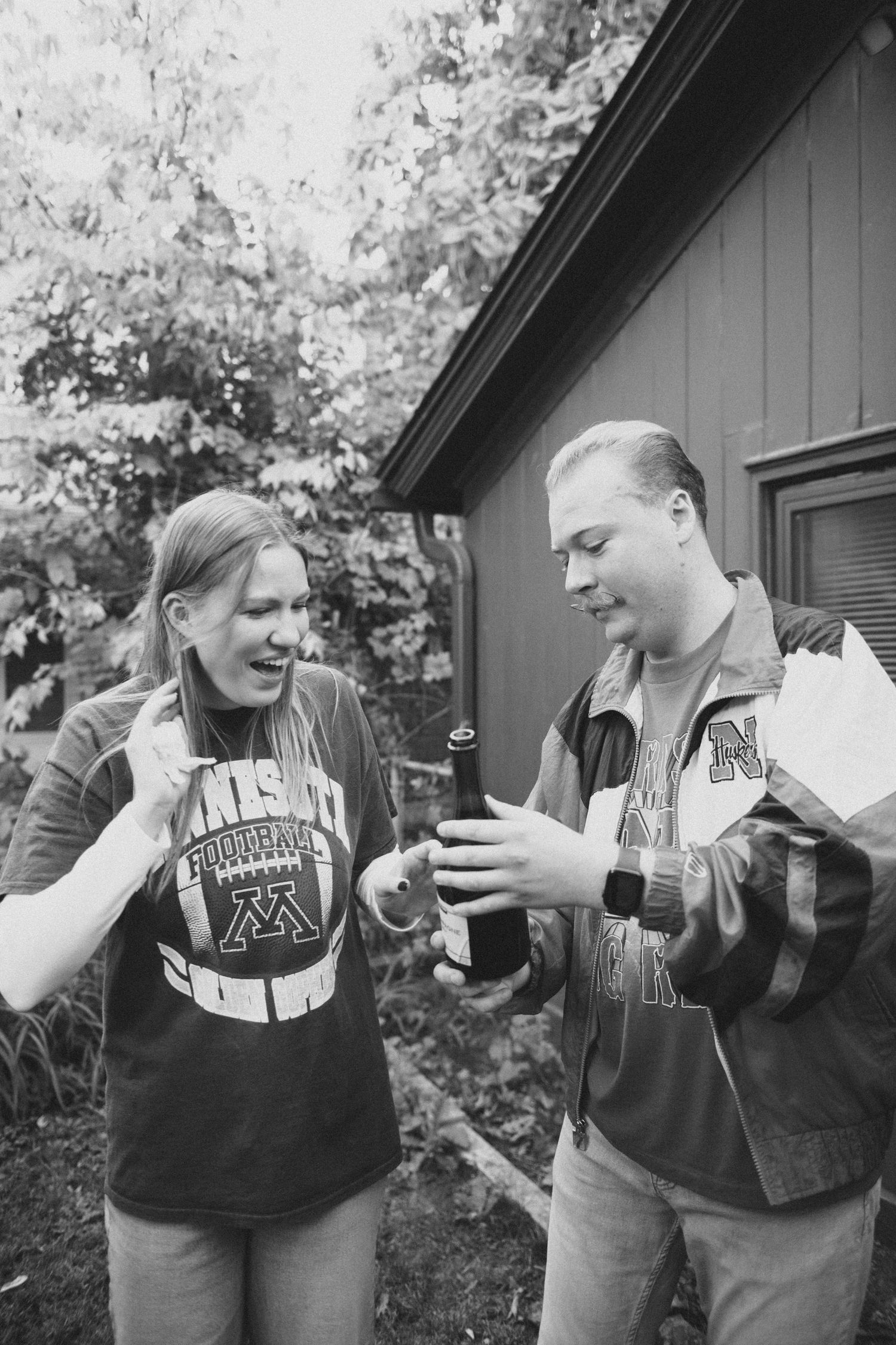 minnesota backyard engagement photos