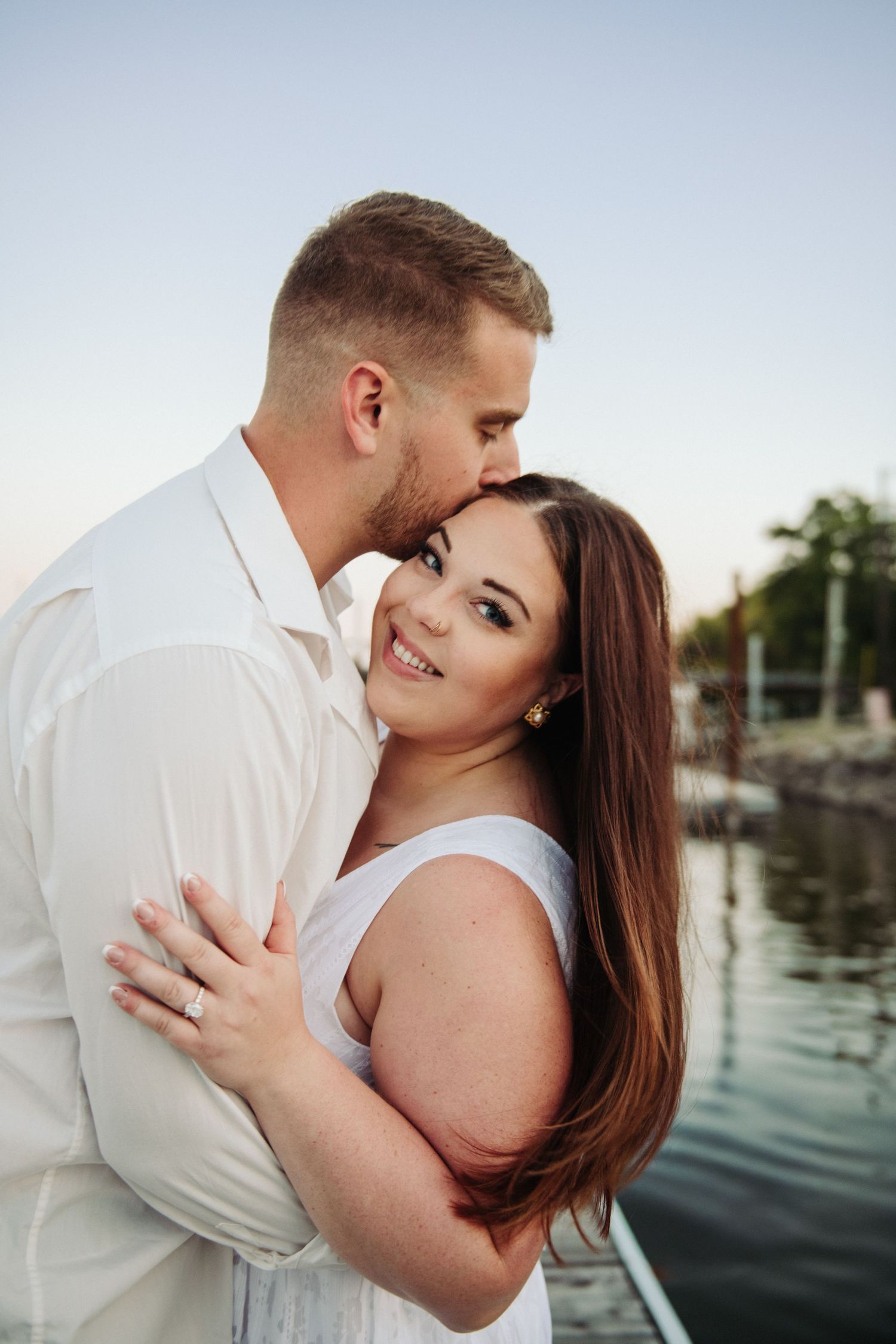 minnesota engagement pictures on lake