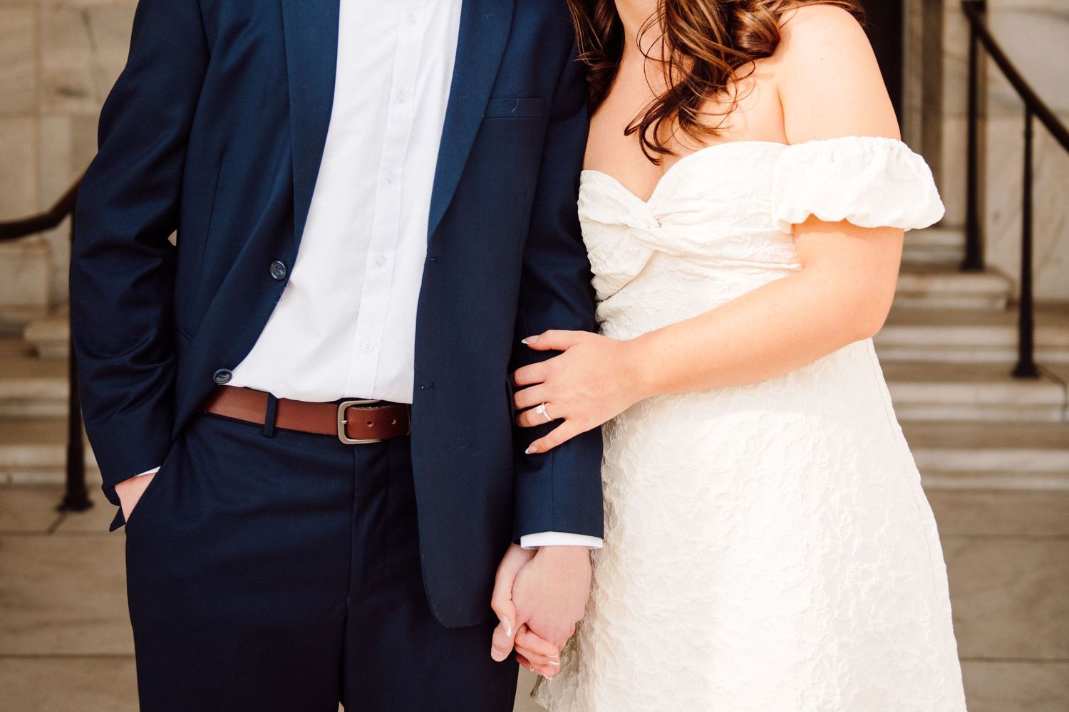 engagement pictures at minnesota state capitol