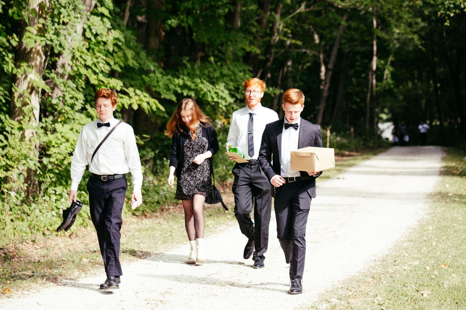 groomsmen portraits