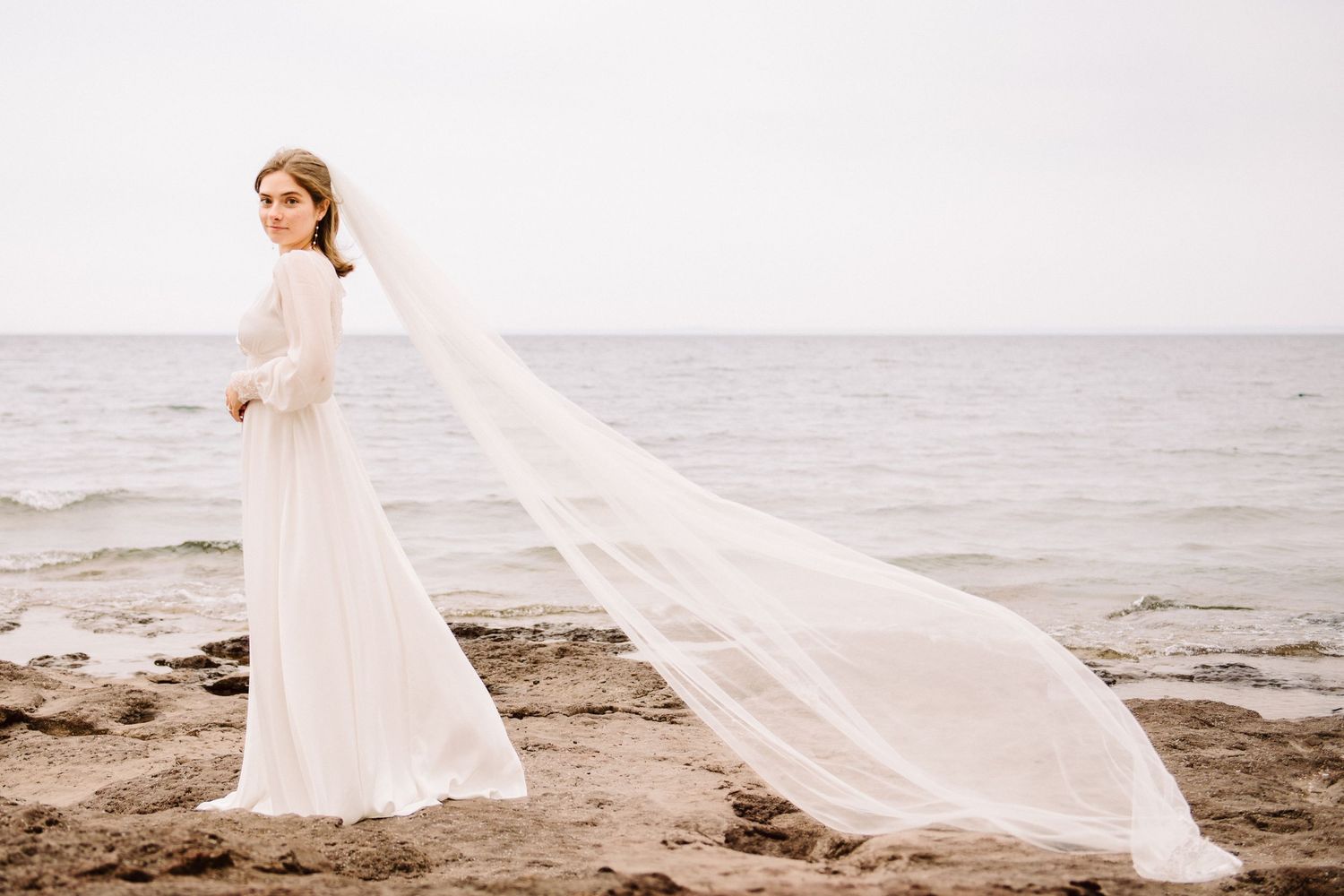 bridal portraits minnesota wedding north shore lake superior