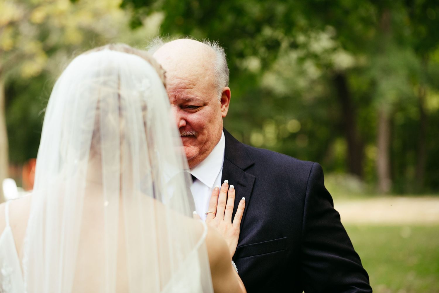 bride and father first look