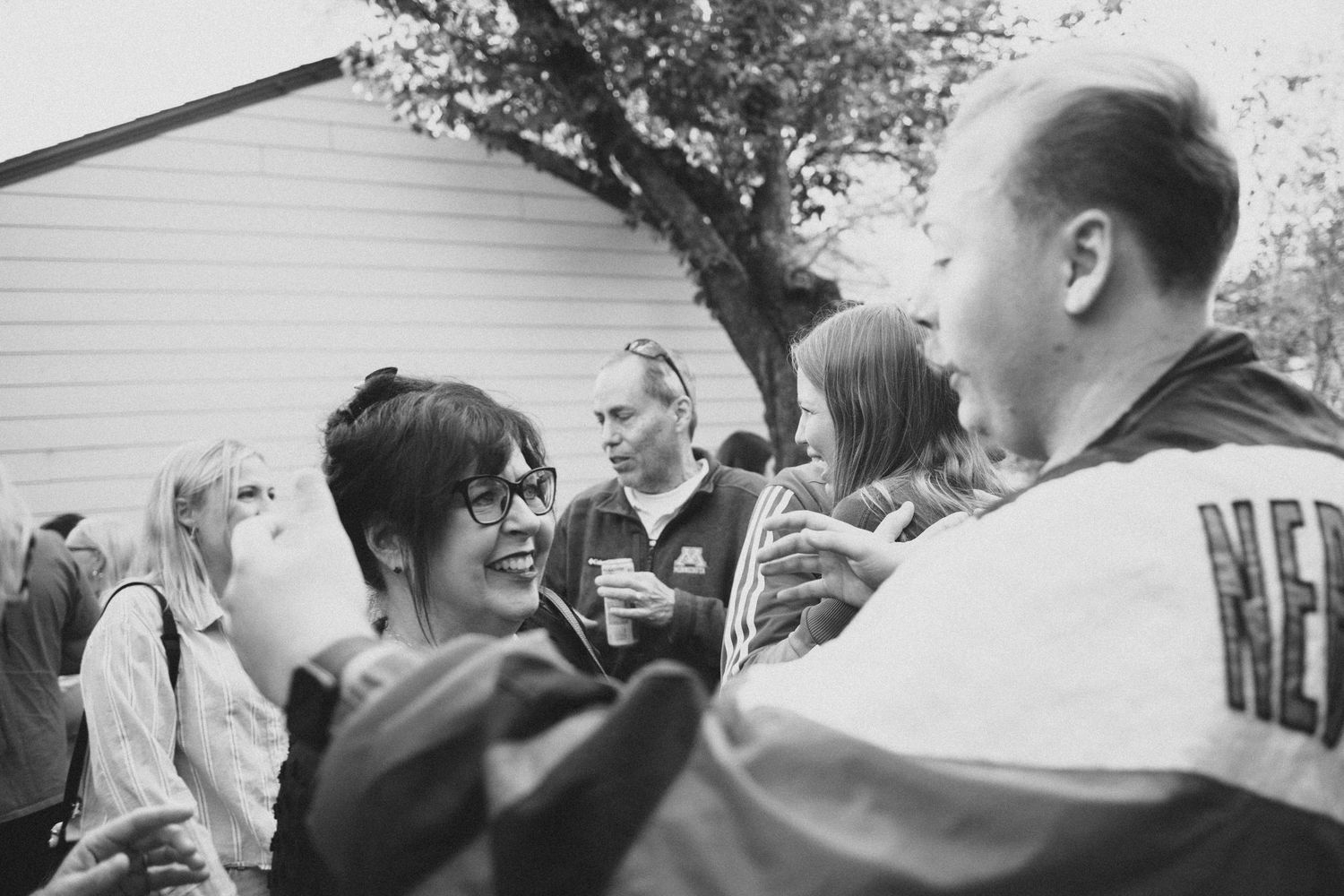 minnesota backyard engagement photos