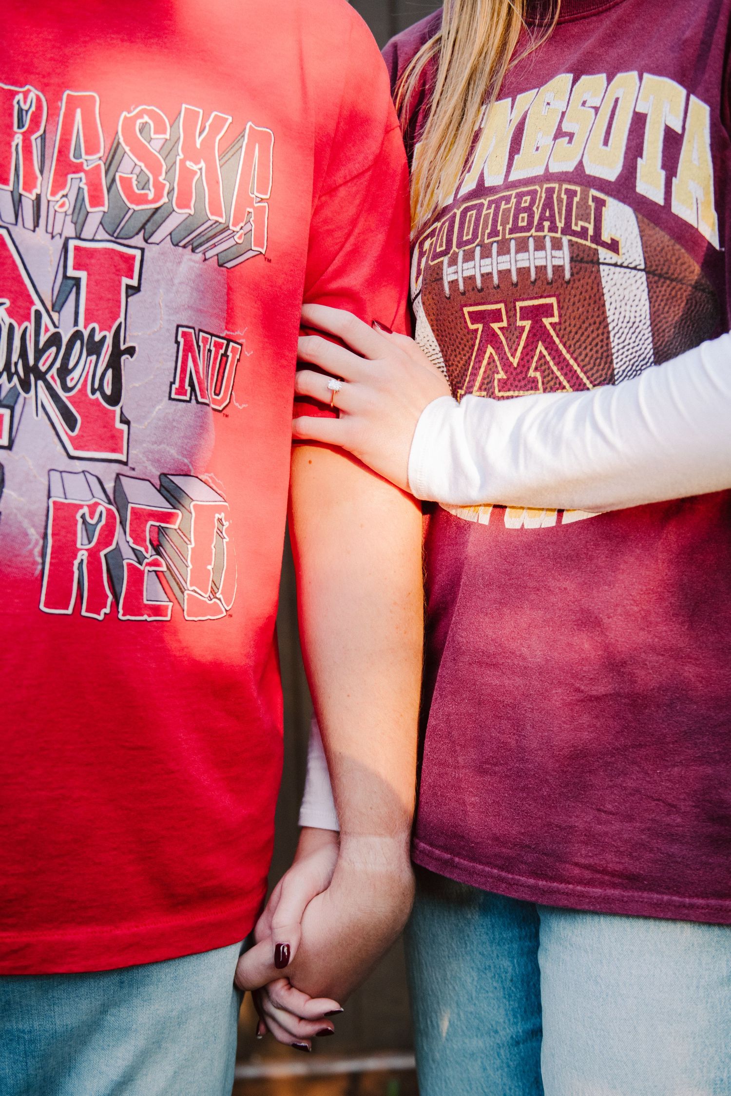 minnesota backyard engagement photos