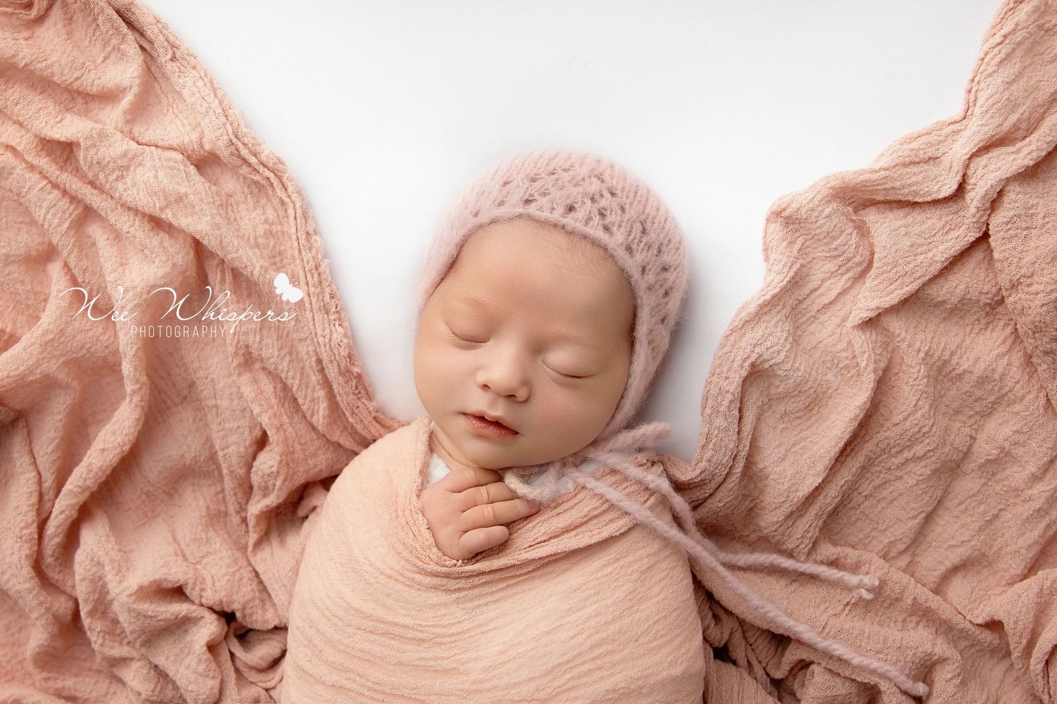 best NJ newborn portraits, newborn photographer near me, New Jersey portrait studio, newborn photography packages New Jersey