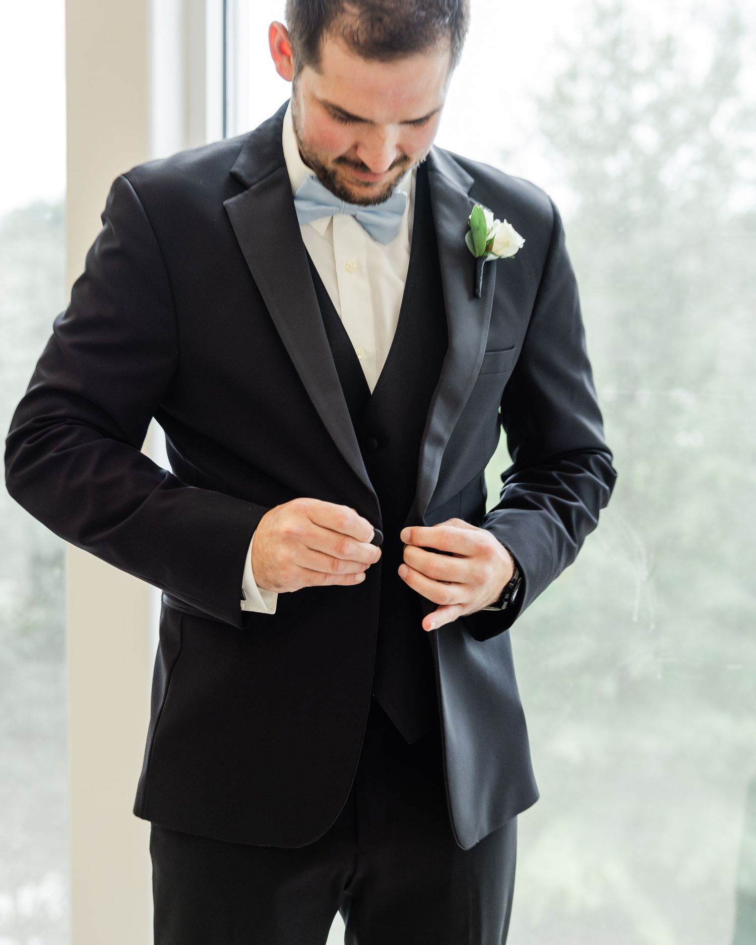 Hermann Hill Fairytale Wedding Katie Strzelec Photography St. Louis Engagement Wedding Photographer Midwest and Missouri Weddings.