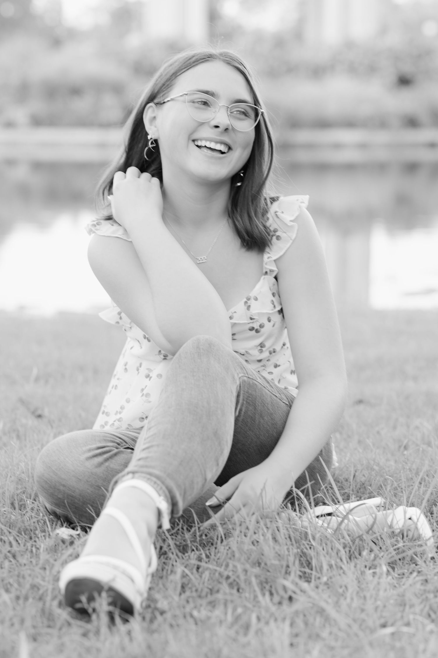 Forest Park Senior Portrait Session Katie Strzelec Photography Senior Lifestyle Photographer St. Louis Missouri Midwest Graduation