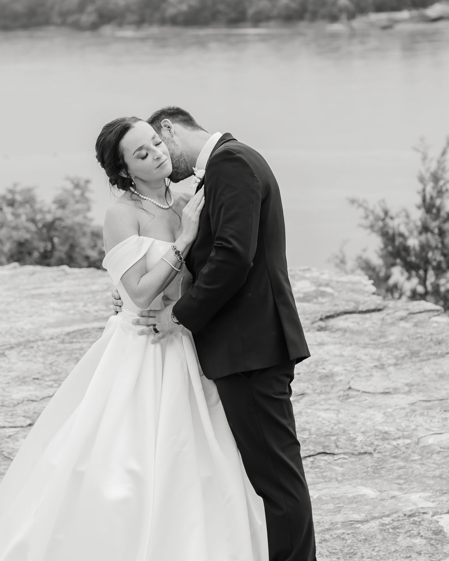 Hermann Hill Fairytale Wedding Katie Strzelec Photography St. Louis Engagement Wedding Photographer Midwest and Missouri Weddings.