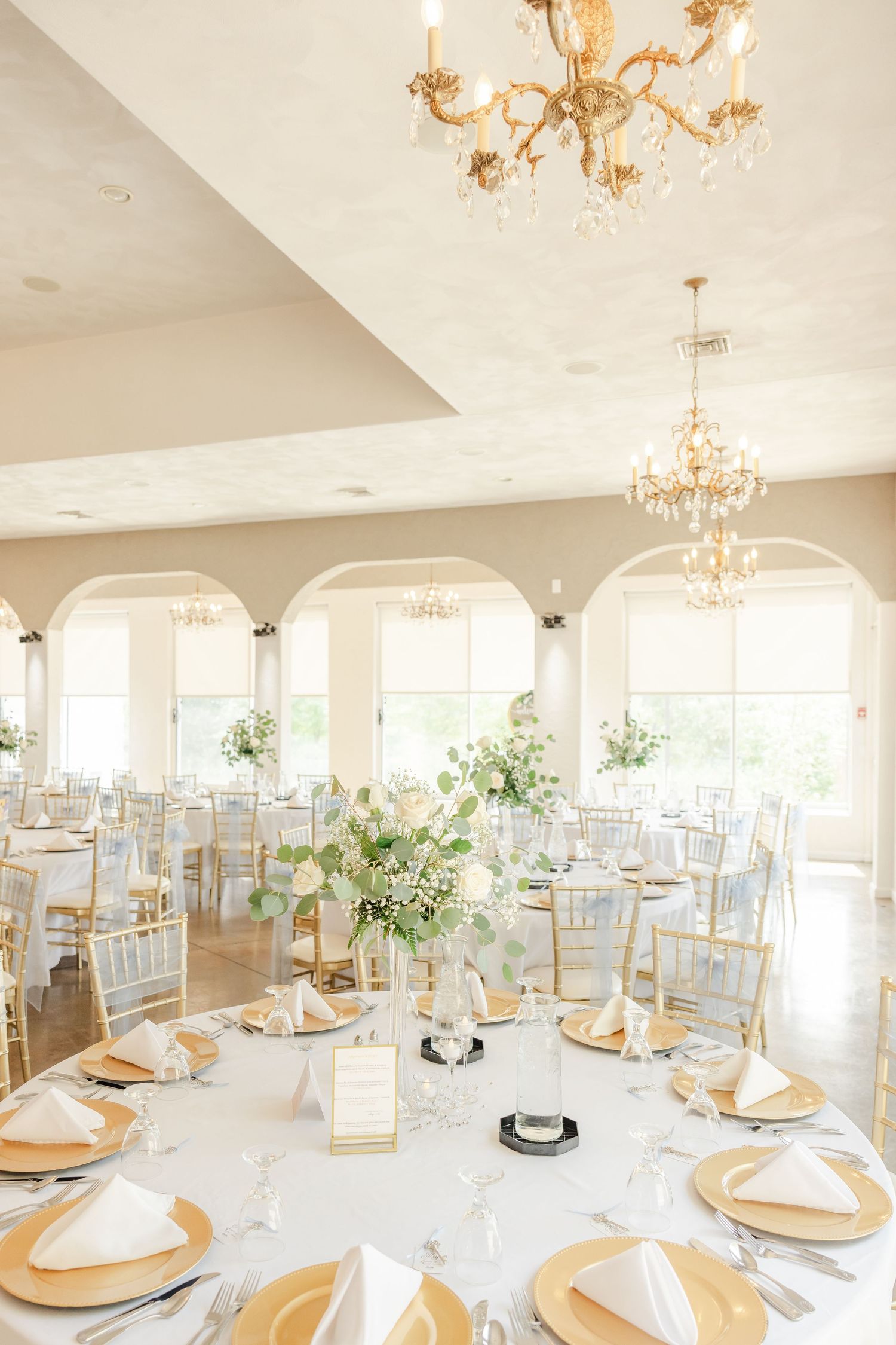 Hermann Hill Fairytale Wedding Katie Strzelec Photography St. Louis Engagement Wedding Photographer Midwest and Missouri Weddings.
