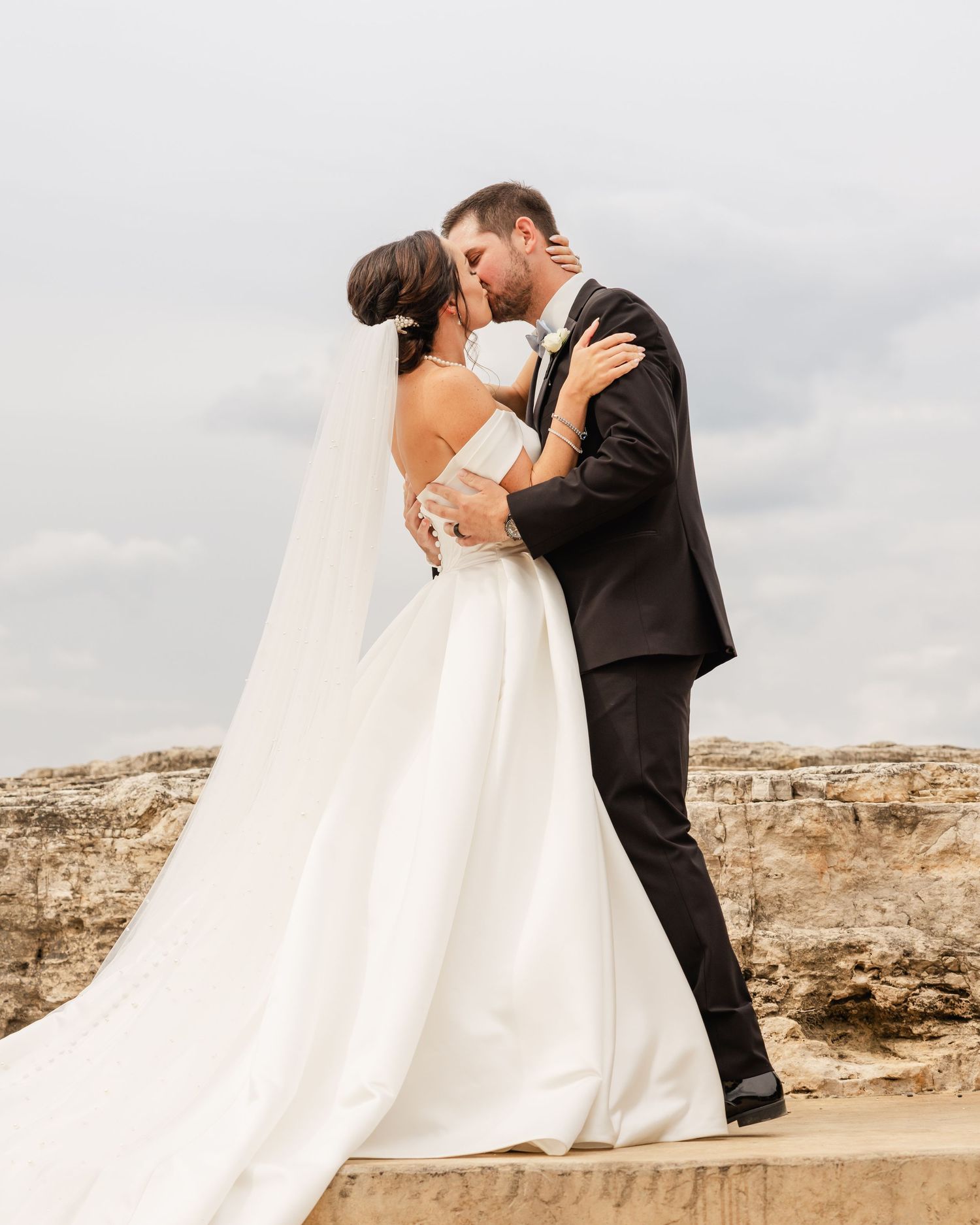 Hermann Hill Fairytale Wedding Katie Strzelec Photography St. Louis Engagement Wedding Photographer Midwest and Missouri Weddings.