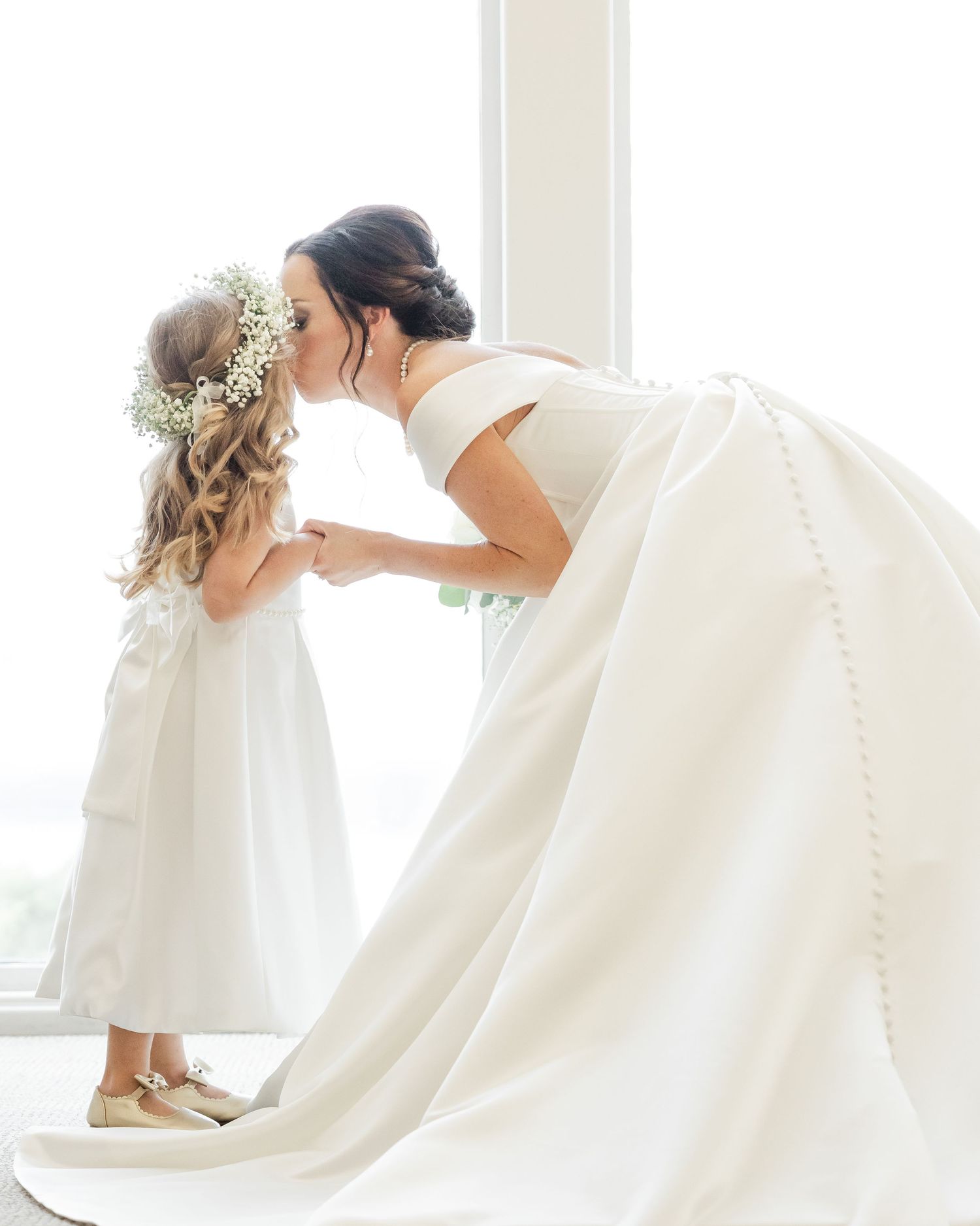 Hermann Hill Fairytale Wedding Katie Strzelec Photography St. Louis Engagement Wedding Photographer Midwest and Missouri Weddings.