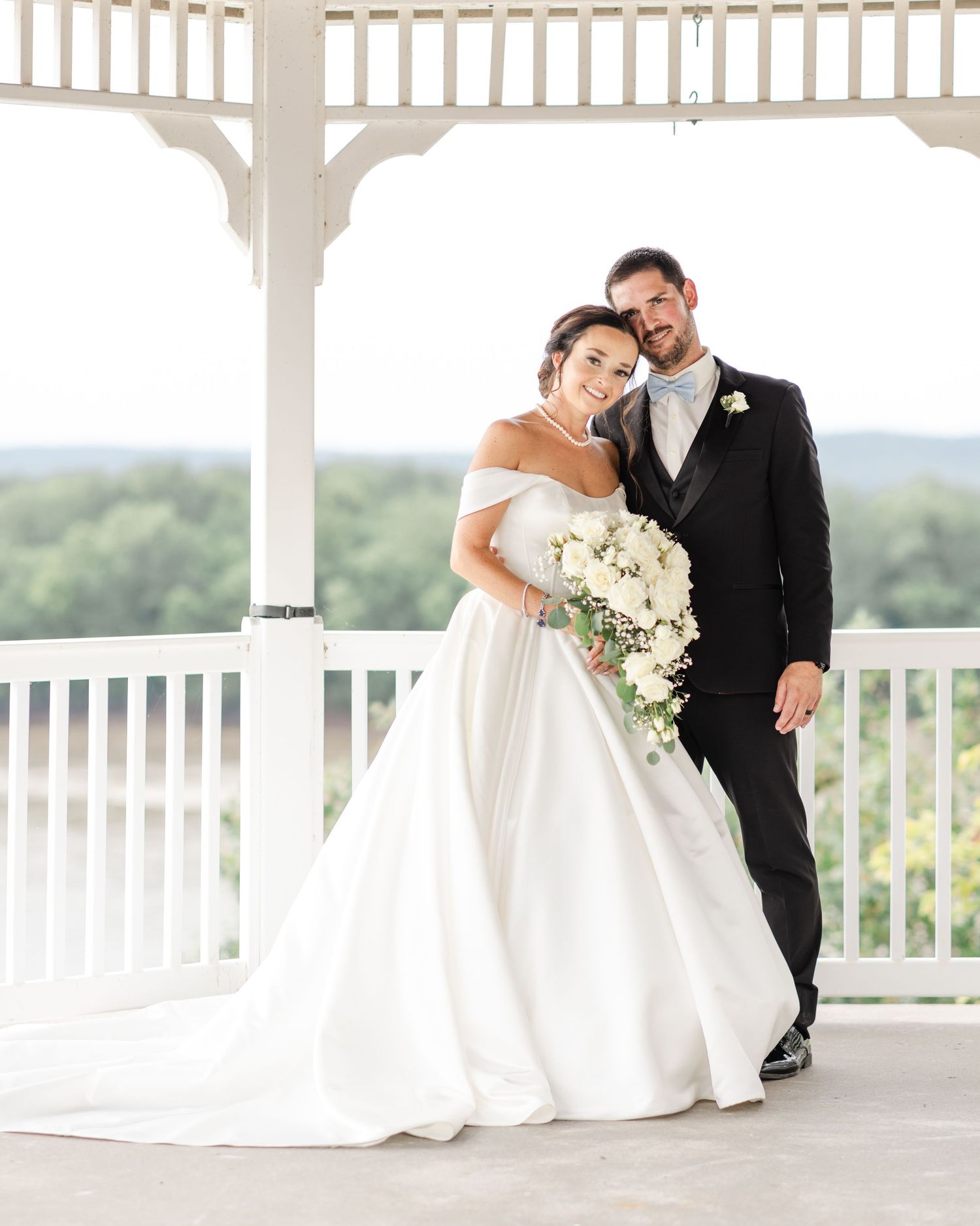 Hermann Hill Fairytale Wedding Katie Strzelec Photography St. Louis Engagement Wedding Photographer Midwest and Missouri Weddings.