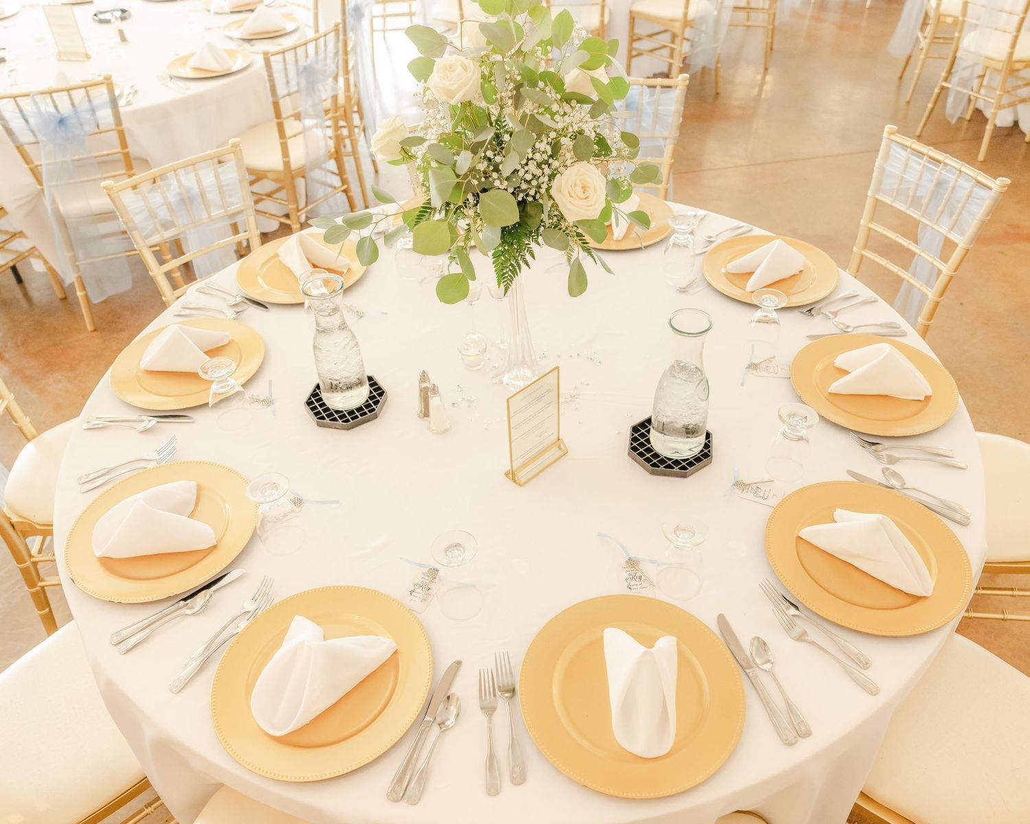 Hermann Hill Fairytale Wedding Katie Strzelec Photography St. Louis Engagement Wedding Photographer Midwest and Missouri Weddings.