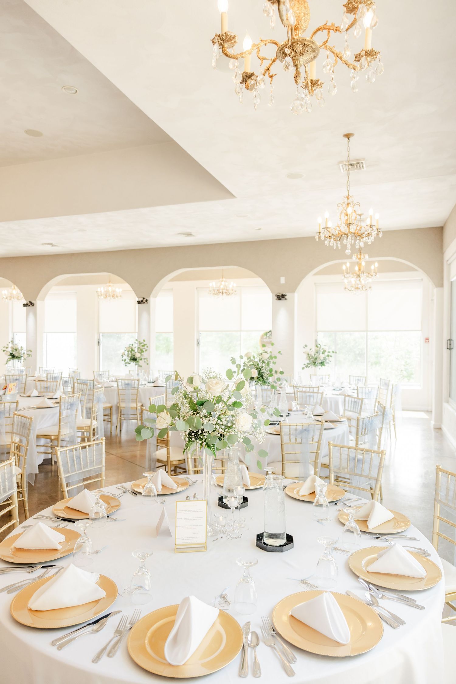 Hermann Hill Fairytale Wedding Katie Strzelec Photography St. Louis Engagement Wedding Photographer Midwest and Missouri Weddings.