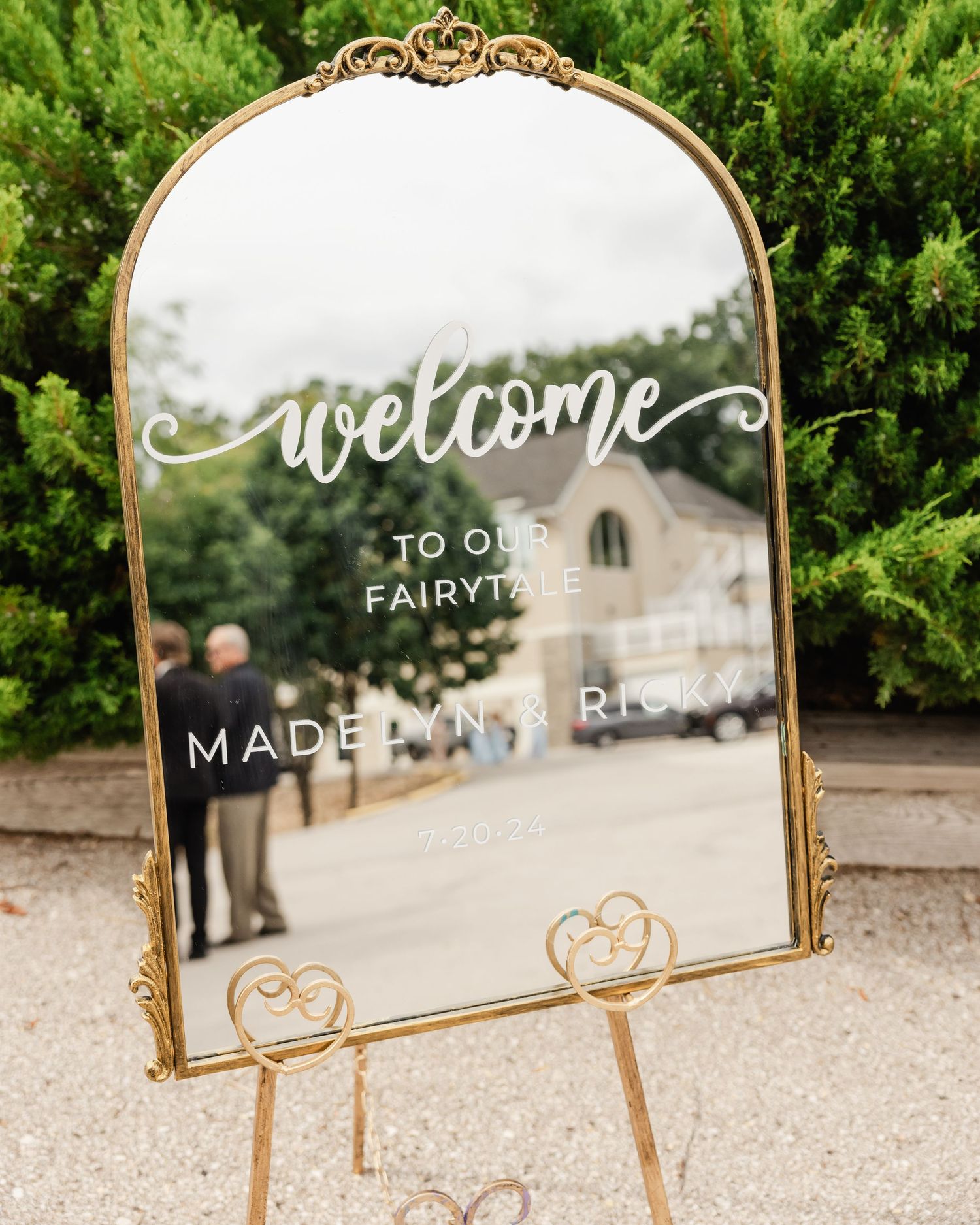 Hermann Hill Fairytale Wedding Katie Strzelec Photography St. Louis Engagement Wedding Photographer Midwest and Missouri Weddings.