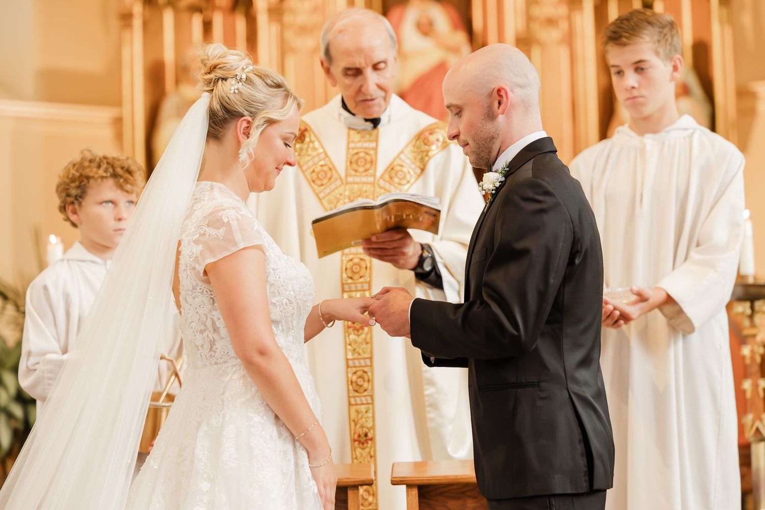 Katie Strzelec Photography Wedding Whitmoor Country Club, St. Charles, MO Immaculate Conception Dardenne Prairie