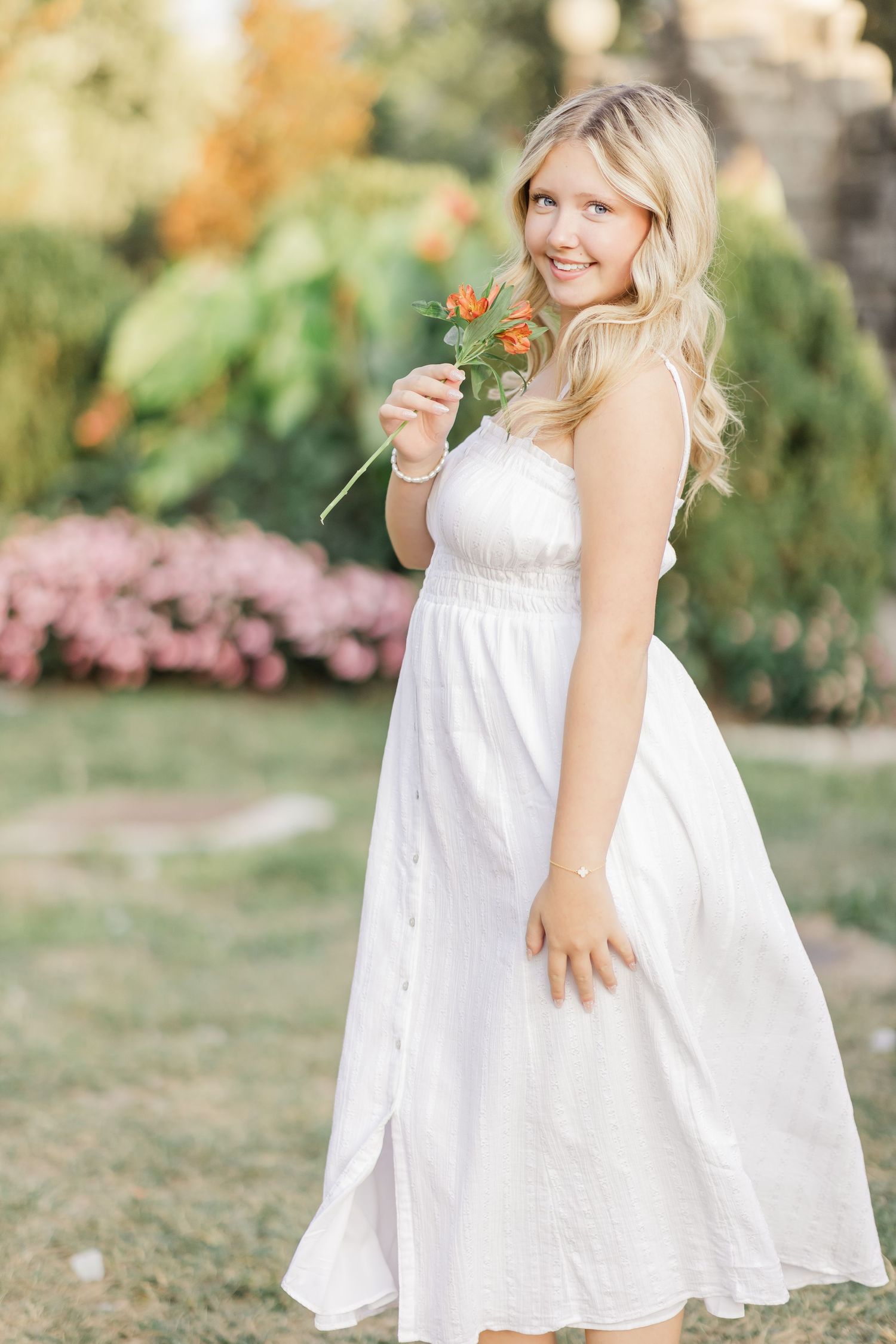 Tower Grover Senior Portrait Session Katie Strzelec Photography Senior Lifestyle Photographer St. Louis Missouri Midwest Graduation