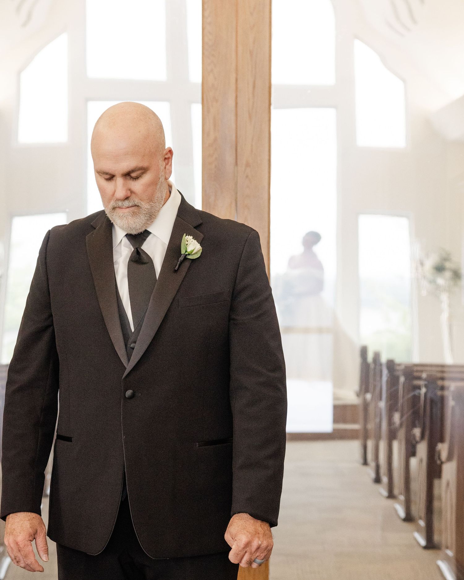 Hermann Hill Fairytale Wedding Katie Strzelec Photography St. Louis Engagement Wedding Photographer Midwest and Missouri Weddings.
