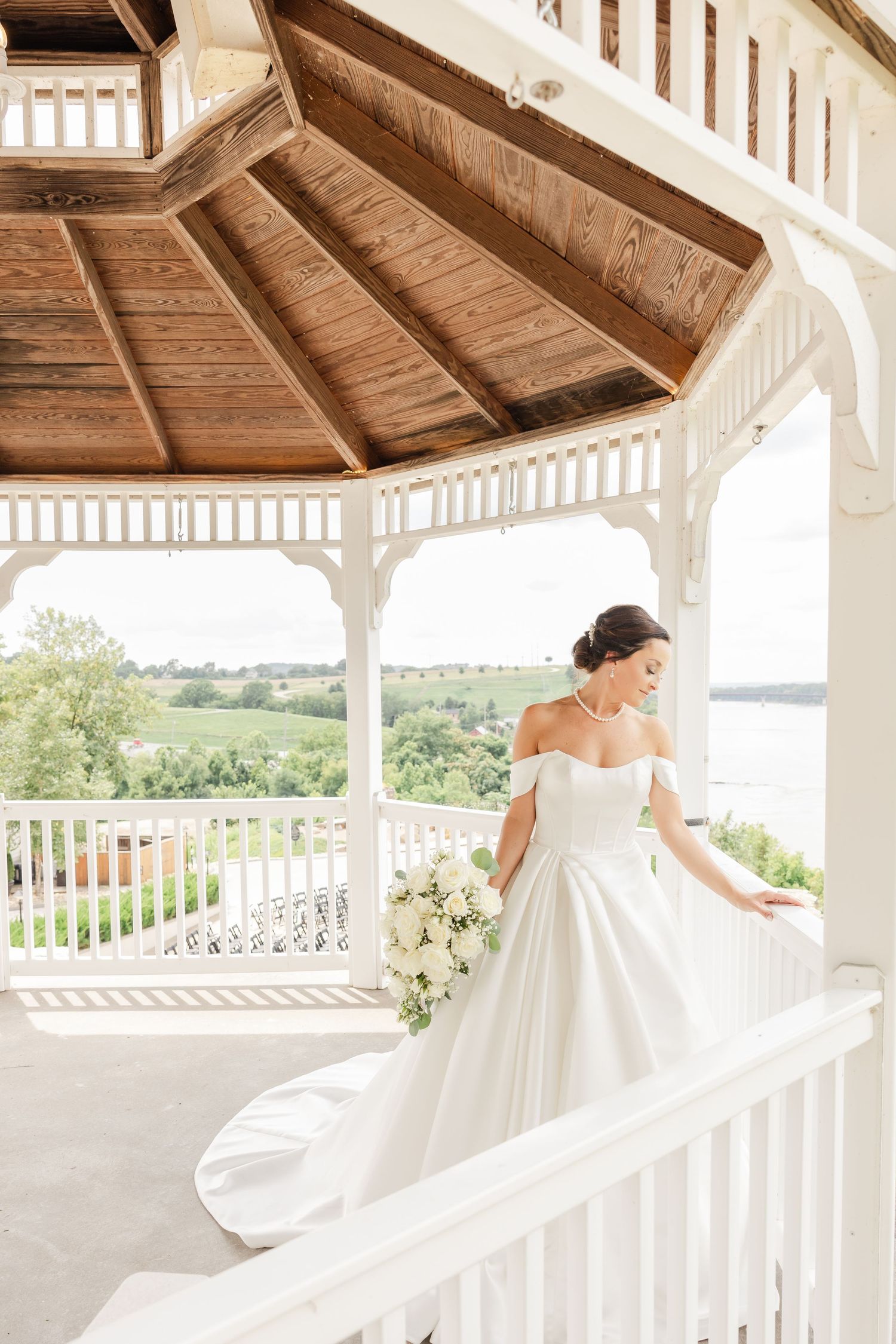 Hermann Hill Fairytale Wedding Katie Strzelec Photography St. Louis Engagement Wedding Photographer Midwest and Missouri Weddings.