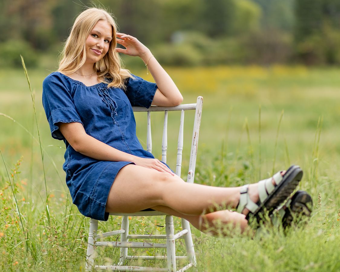 Senior girl portrait in the White Mountains of Arizona