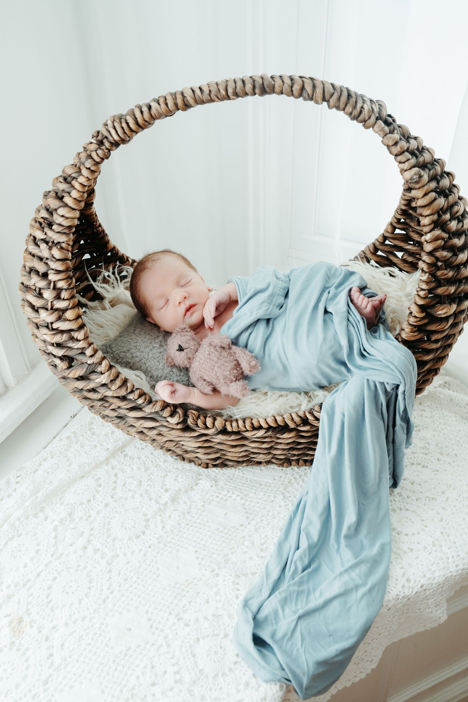 Photographers in Cincinnati Newborn