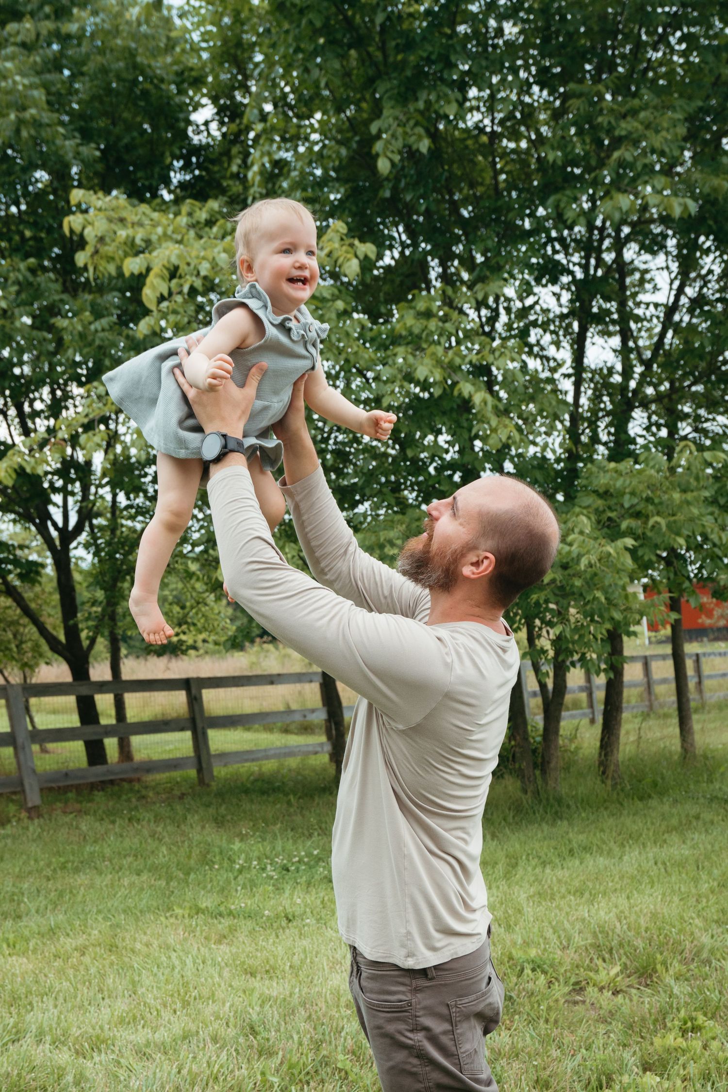 Cincinnati Family Photographer