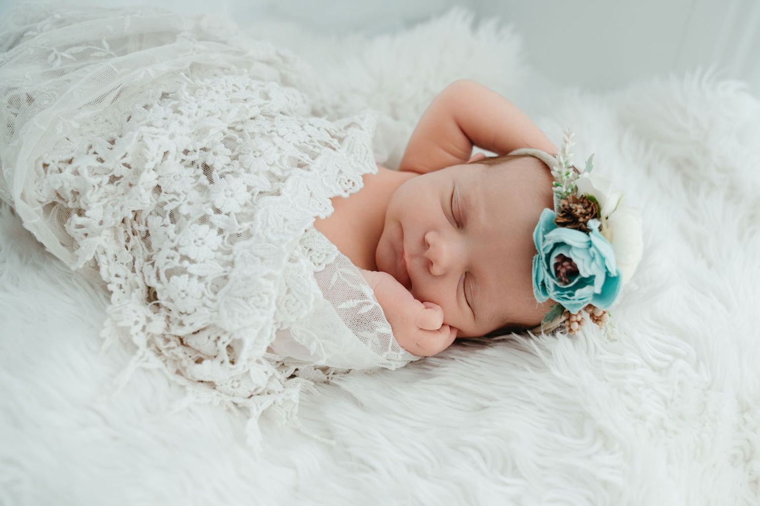 Photographers in Cincinnati Newborn