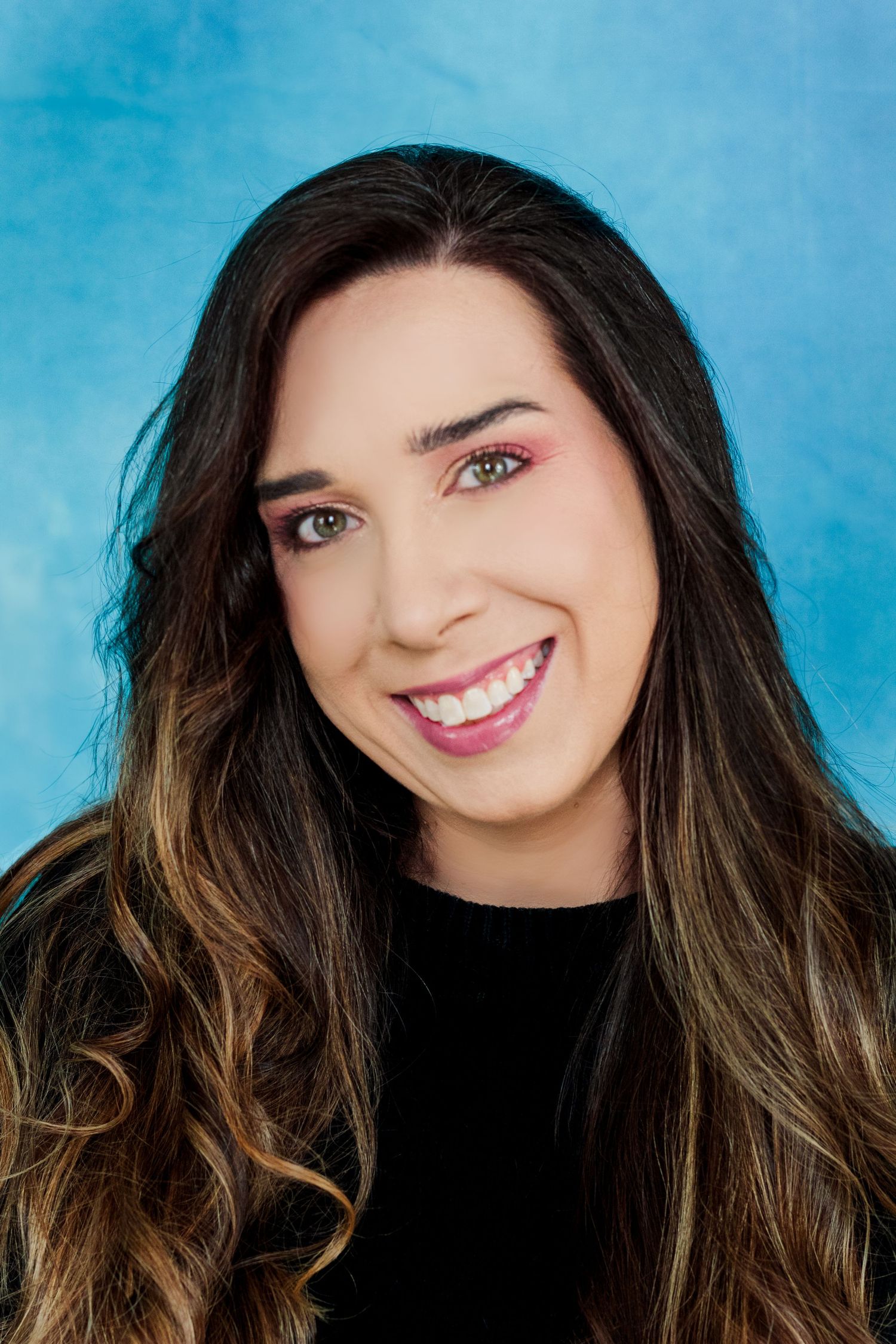Ciera, Murfreesboro family photographer and owner of Cloudline Photography