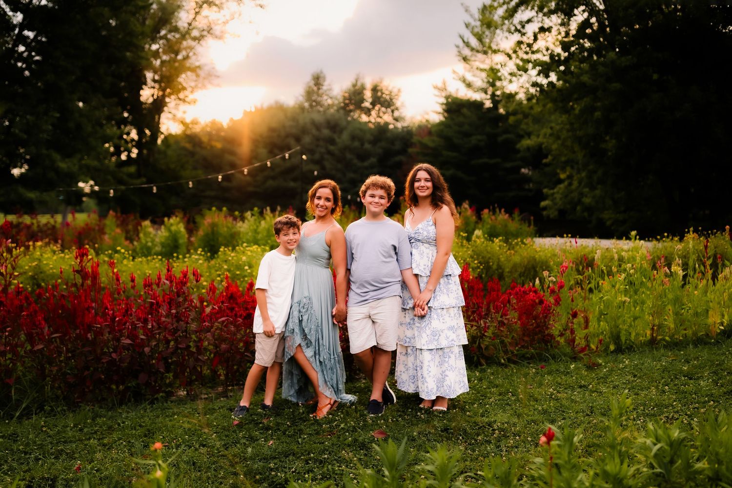 Family photographer in Brownsburg & Indianapolis, serving Avon, Plainfield, Zionsville, Carmel, Fishers & Central Indiana.