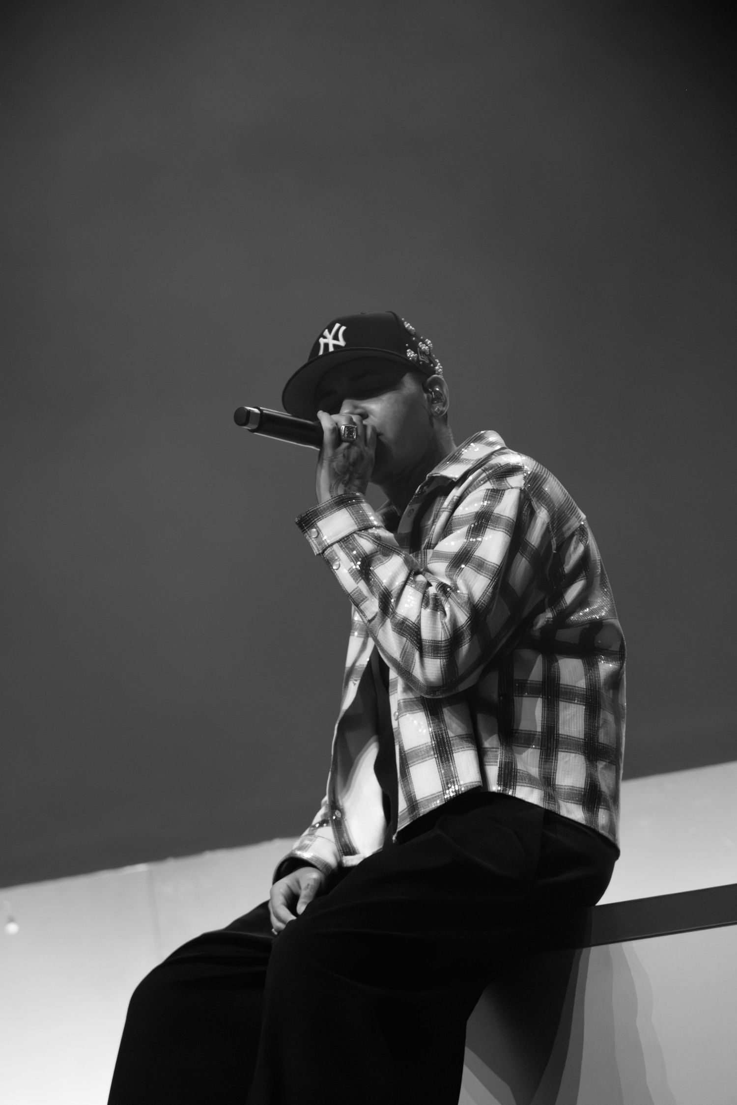 KWN concert photographed by Kayla de Guzman at the Regency Ballroom in San Francisco. Shot with a Fujifilm xt4.