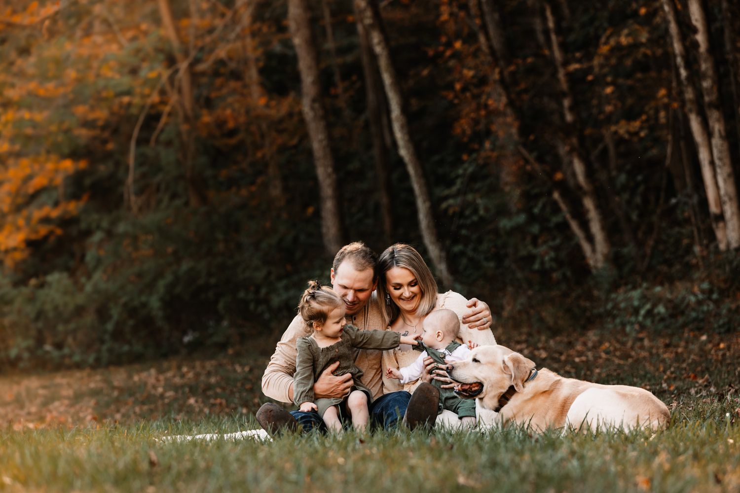 Happy family photo. Somerset PA. Good Photographer Pa. Studio Family Photography. Fall Family