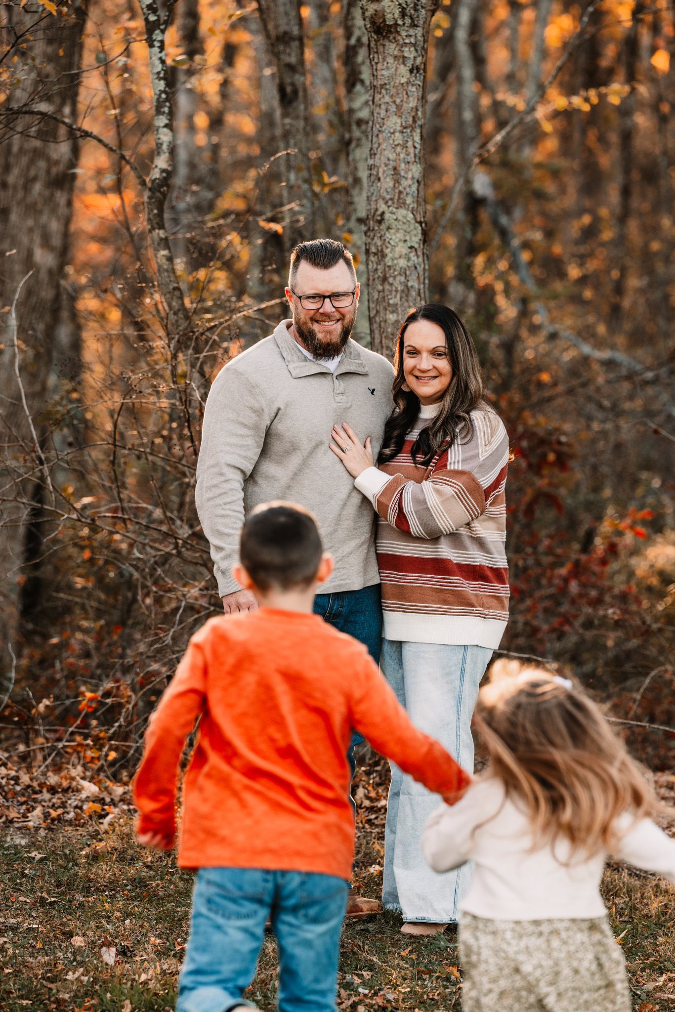 Happy family photo. Somerset PA. Good Photographer Pa. Studio Family Photography. Fall.