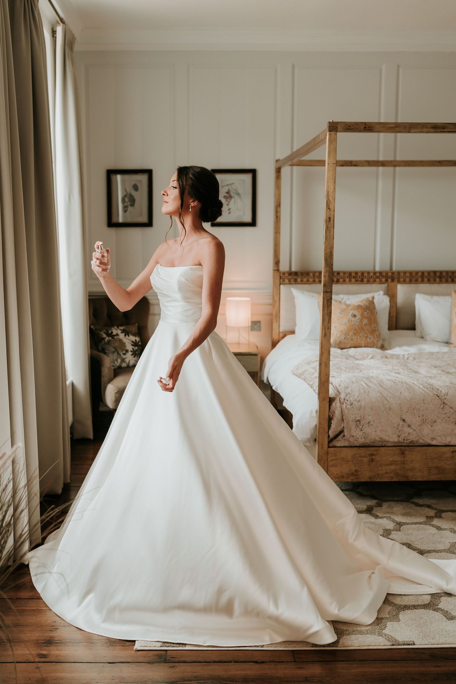 Luxury bridal portrait at Syrencot in Wiltshire.
