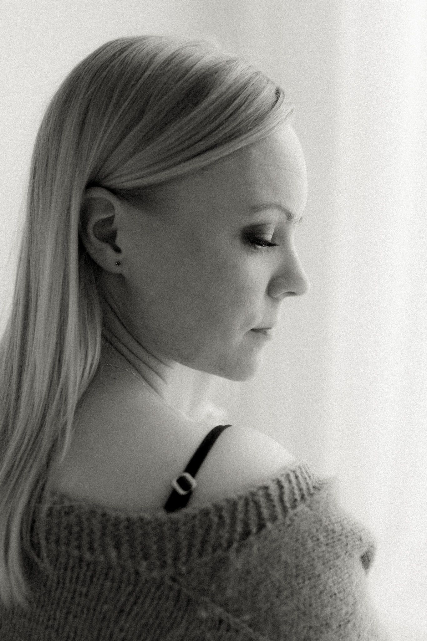 Henkilökuvaus Helsinki, Potrettikuvaus Helsinki, Potrettikuvaus Vantaa, Potrettikuvaus Espoo, Empowering portraits, Naiseuskuvaus, Potretit