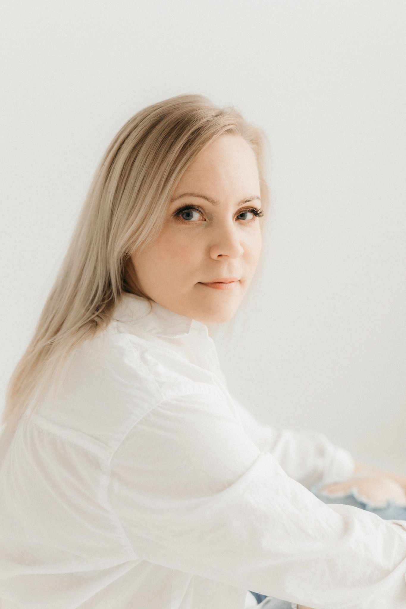 Henkilökuvaus Helsinki, Potrettikuvaus Helsinki, Potrettikuvaus Vantaa, Potrettikuvaus Espoo, Empowering portraits, Naiseuskuvaus, Potretit
