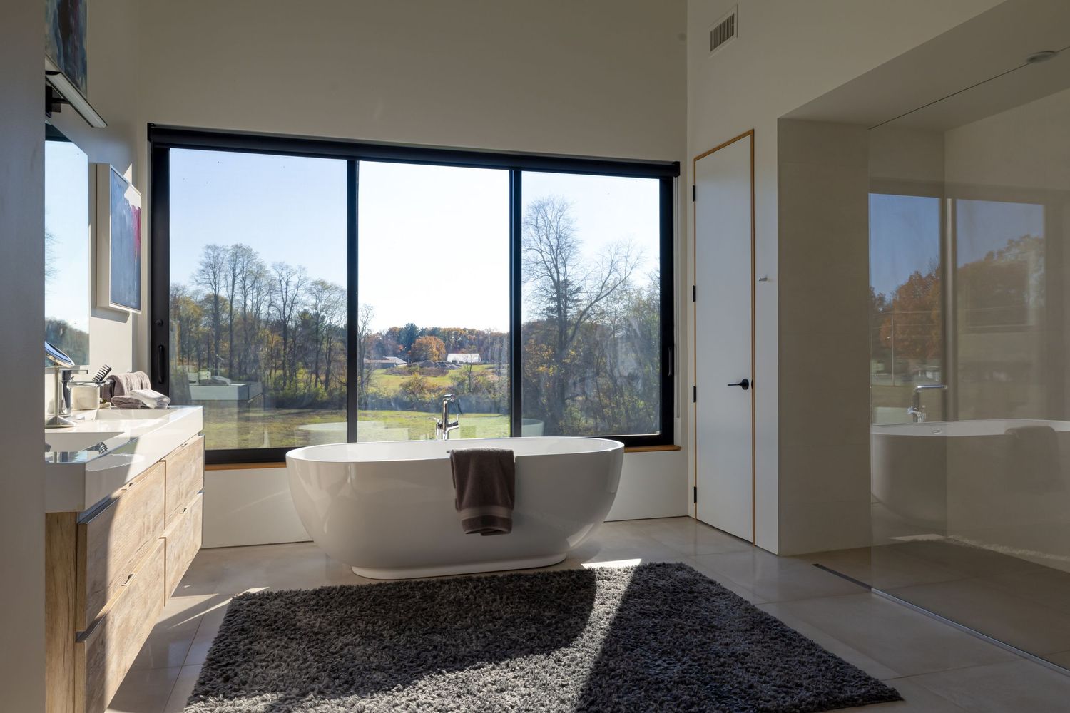 Real estate & interior photographer specializing in luxury homes commercial spaces, and design-focused photography for architects & designer