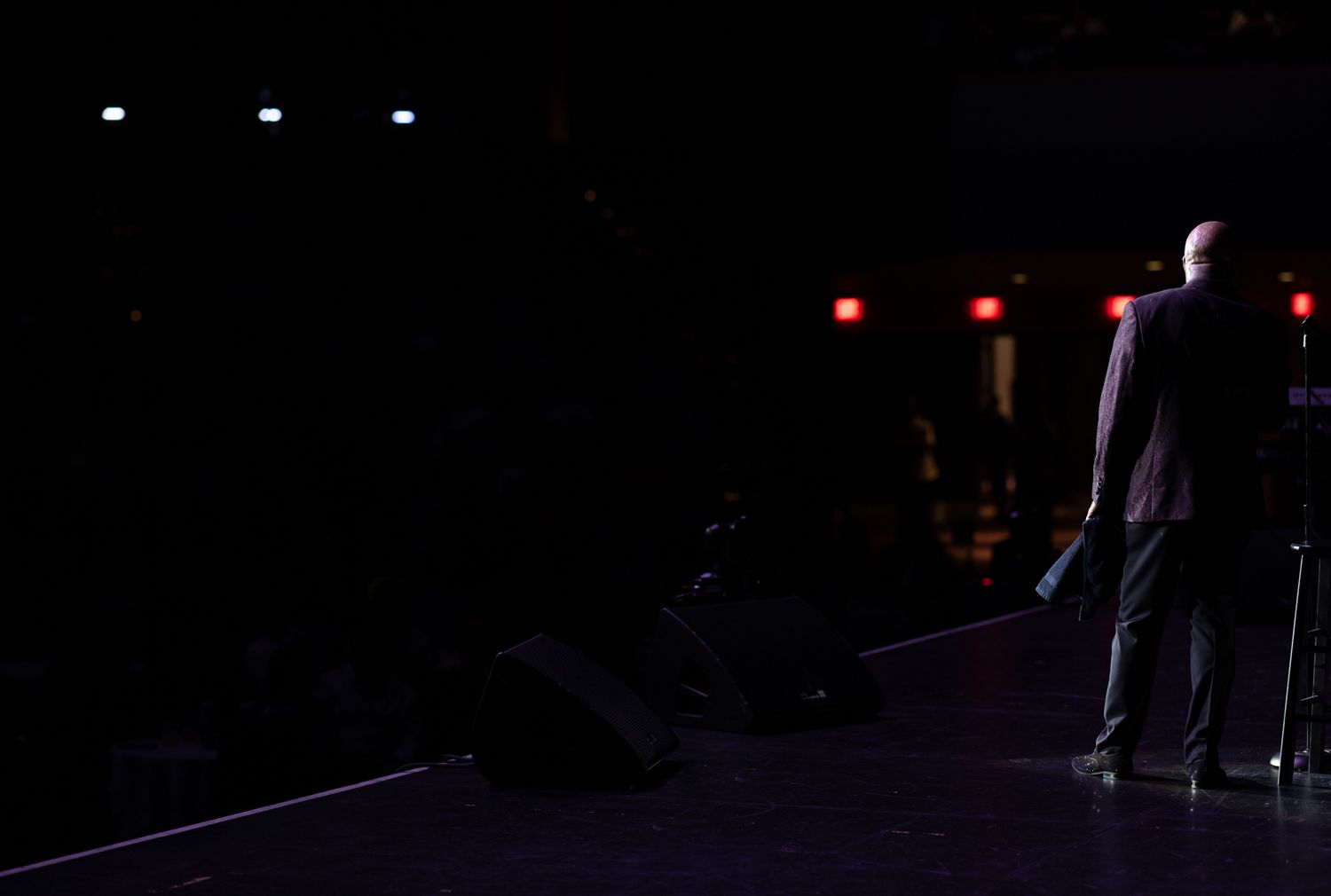 Concert and live performance photography capturing high-energy moments, stage presence, and audience emotion with cinematic detail.