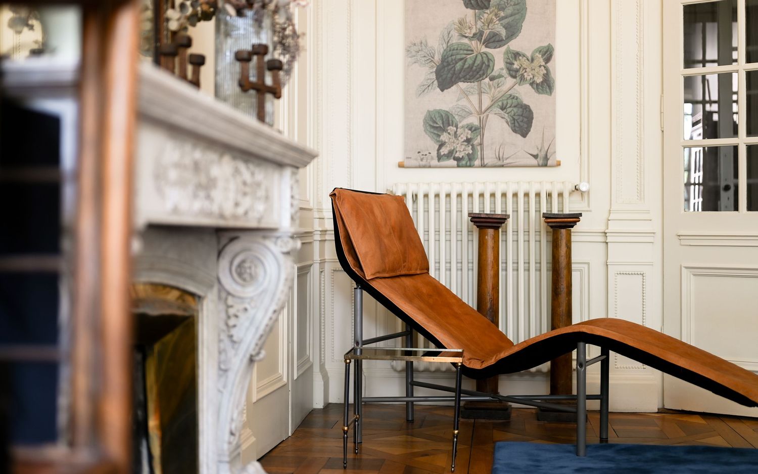 Mise en valeur du travail de la décoratrice et architecte d’intérieur, capturant l’élégance, le style et le détail de ses réalisations.